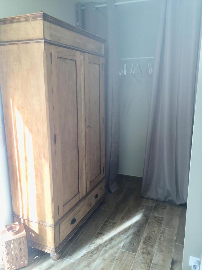 Chambre D Hotes Cabries Calas 5 Min Gare Tgv Aix Pole D Activites D Aix En Provence Et Arena Exterior photo